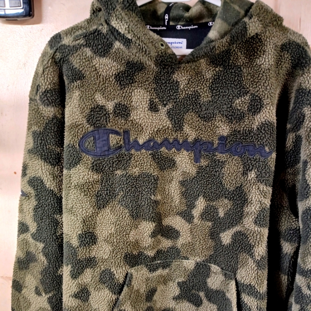 Men's size L Champion Fleece Hoodie